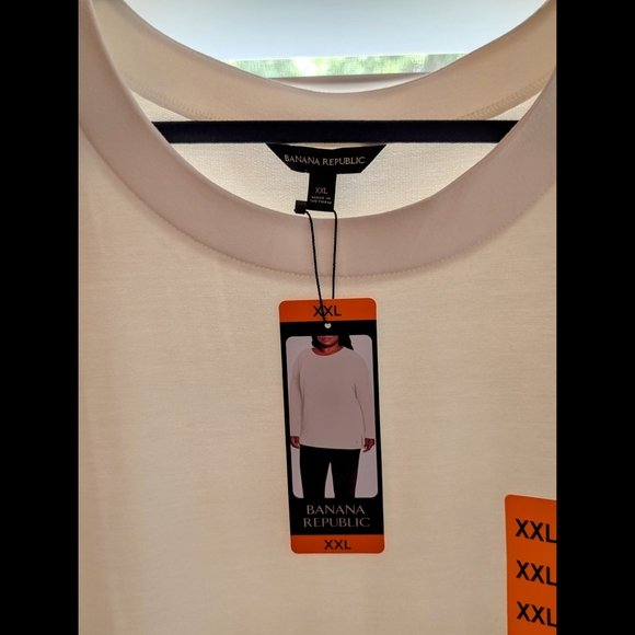 Banana Republic Cream Crew Neck Sweater Soft Knit - Picture 6 of 10